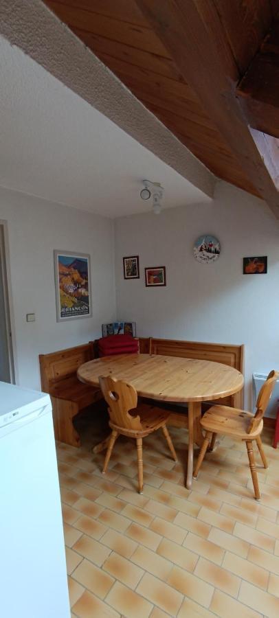 APPARTEMENT T3 60M2 à Briançon dans résidence calme avec 7 couchages Exterior foto